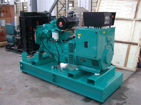 老城镇200kw康明斯柴油发电机组图片 老城镇200kw康明斯柴油发电机组图片